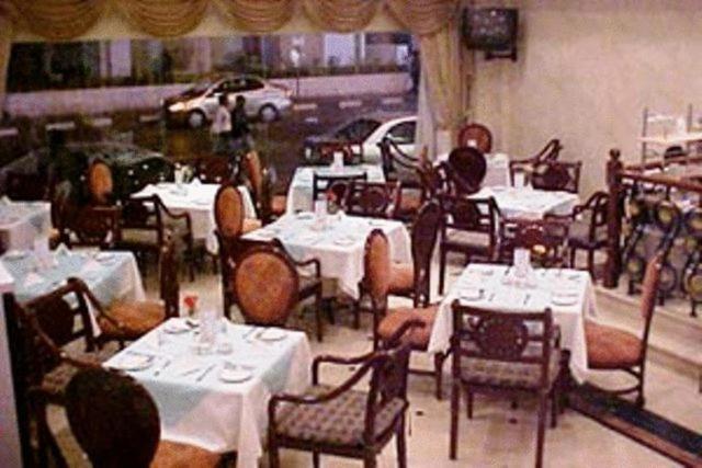 Ramee Hotel Apartments Dubaj Restaurace fotografie